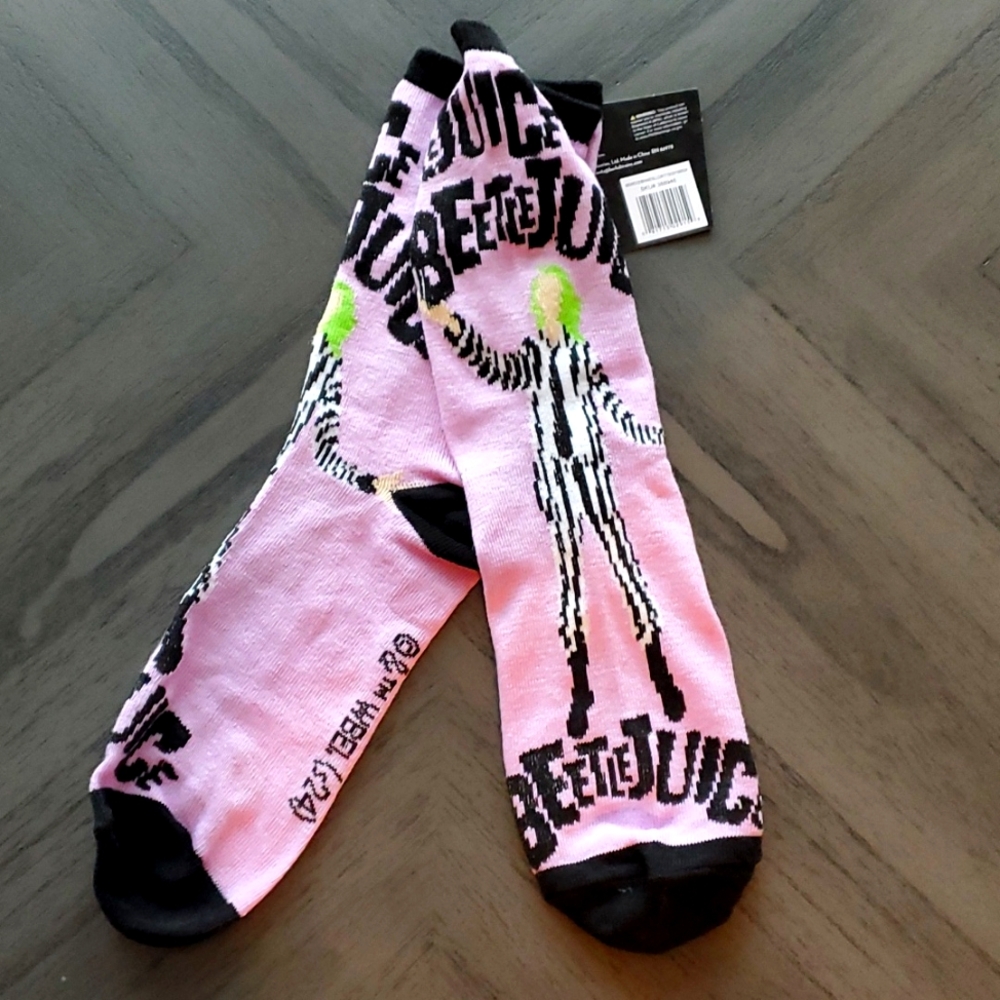 Beetlejuice novelty socks - Picture 6 of 7